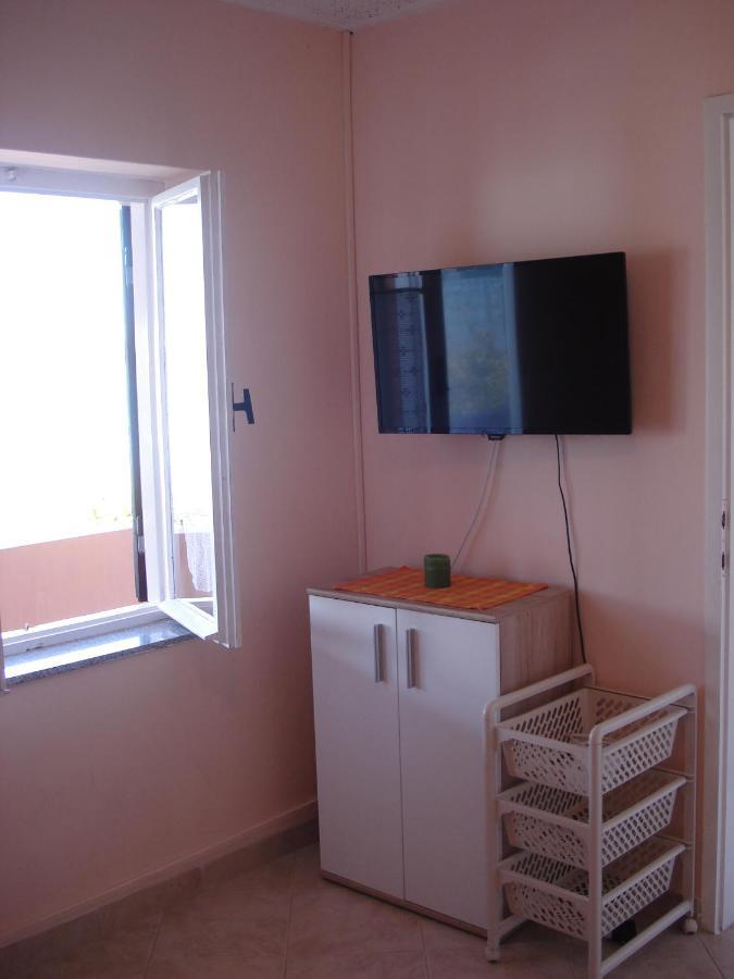 Apartmani Mirko Ljubac Ražanac 外观 照片