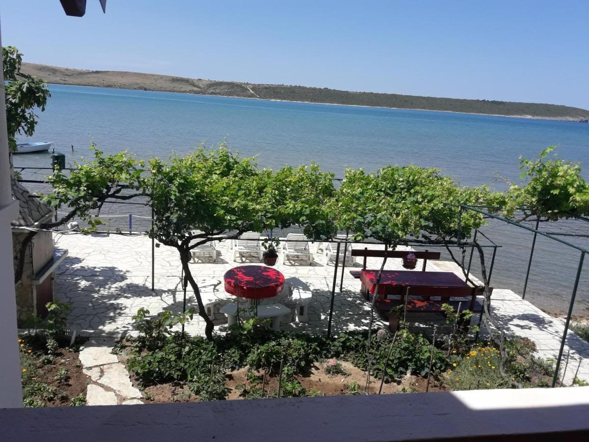 Apartmani Mirko Ljubac Ražanac 外观 照片
