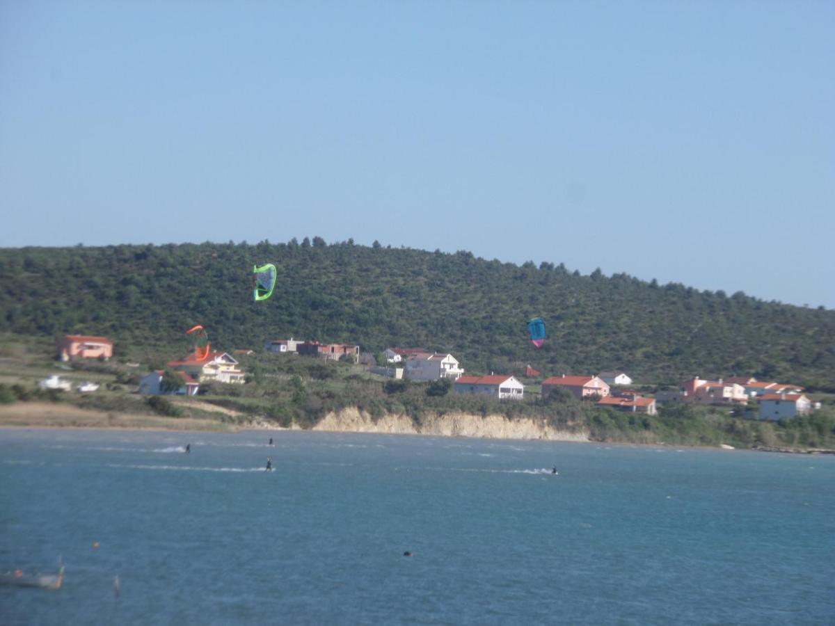 Apartmani Mirko Ljubac Ražanac 外观 照片