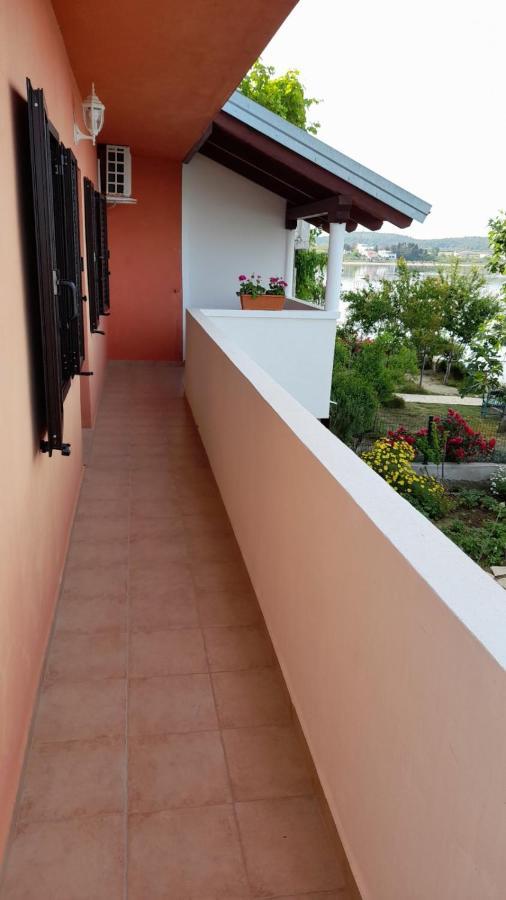 Apartmani Mirko Ljubac Ražanac 外观 照片